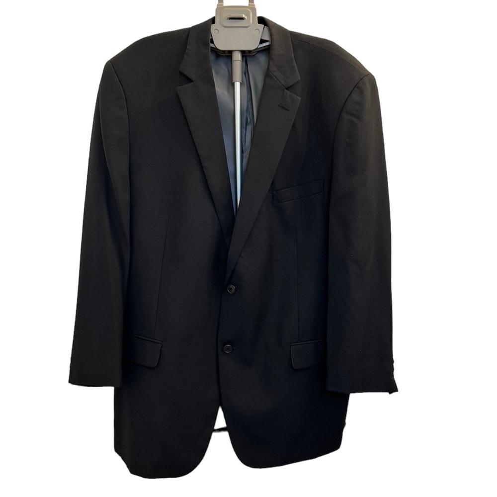 Wilke Rodriguez Black Men’s Suit